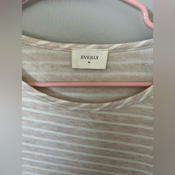 Long sleeve cream and white striped shirt - Picture 5 of 6